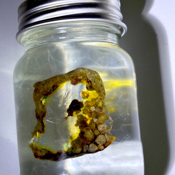 Ethiopian Welo Opal:  Beautiful and natural - Picture 4 of 9